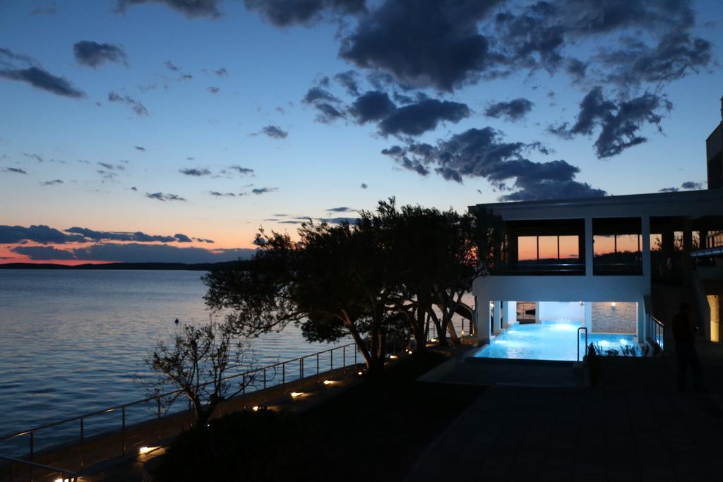 Hotel Vila 4M Ražanac 外观 照片