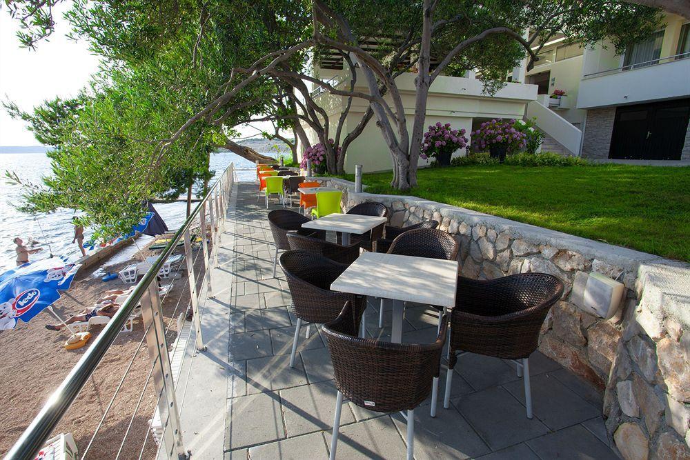 Hotel Vila 4M Ražanac 外观 照片